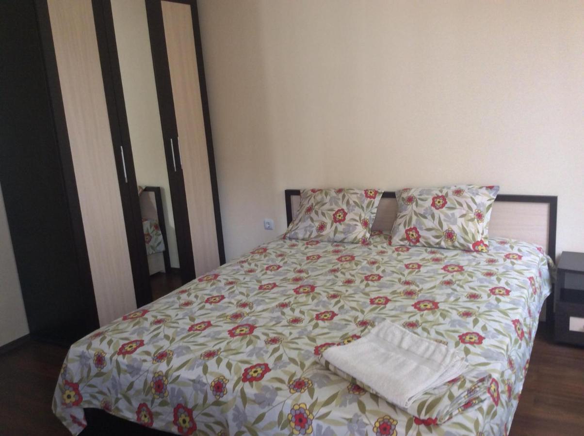 Apartment Lazur By The Sea Равда Экстерьер фото