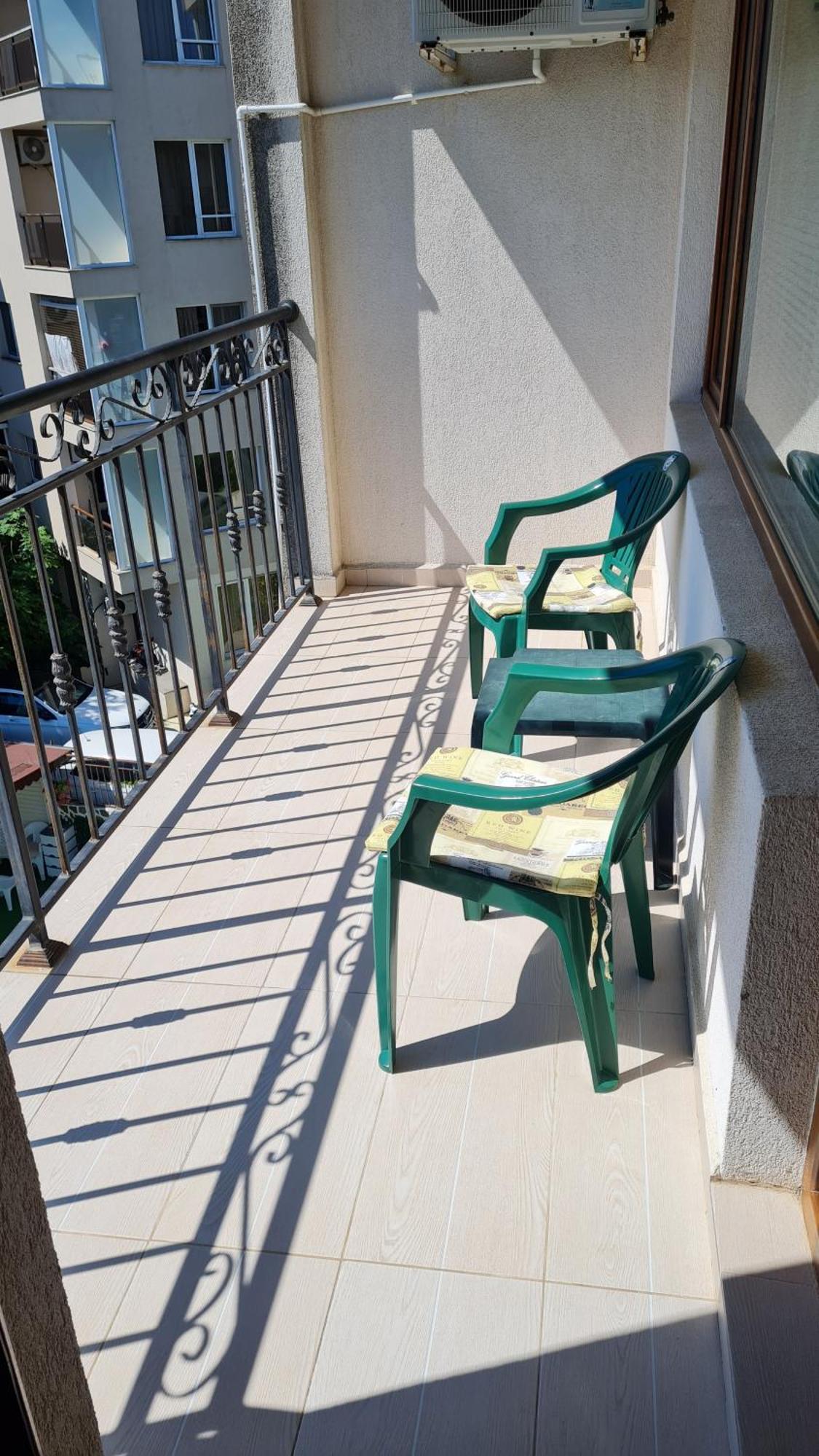 Apartment Lazur By The Sea Равда Экстерьер фото